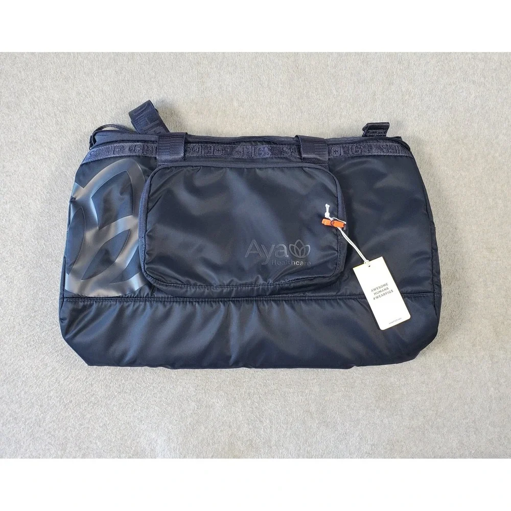 FIGS SCRUBS Midnight Blue 8 Pocket Weekender Duffle Bag Aya Healthcare New Tags